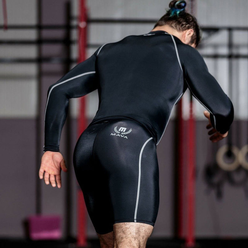 Should I Wear Shorts Over My Compression Tights?