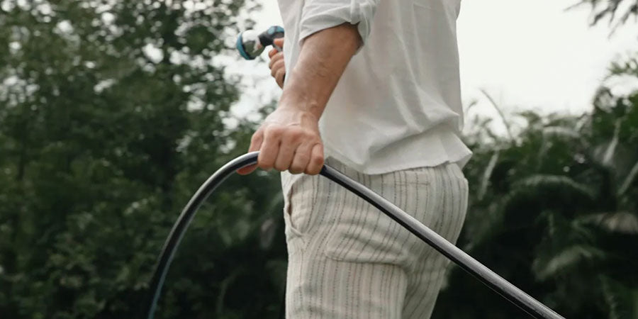 How to Use a Garden Hose Reel