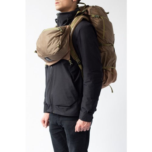 激安正規品 GRANITE 60L(ポッテリークレイ) 60 BLAZE GEAR 登山用品