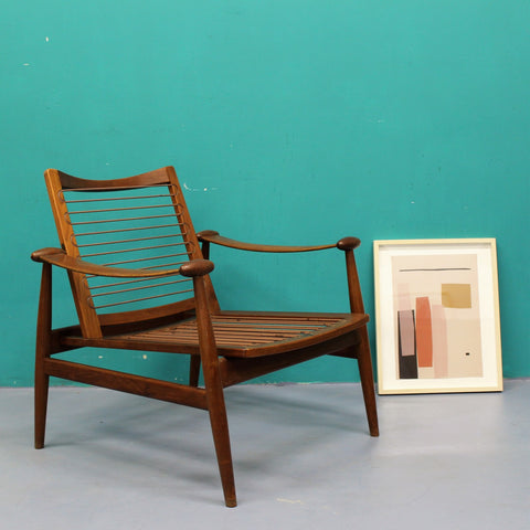 poltrona Finn Juhl spade chair model 133