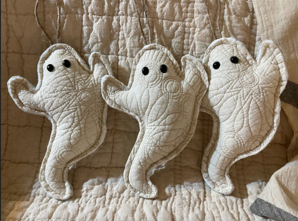 Quilted ghost decor Halloween