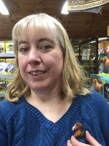 Eleda at Triple Mountain with NaMoPaiMo prize pin from 2018