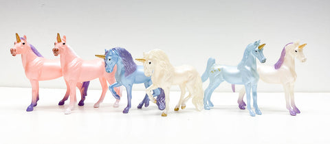 Breyer Farms Unicorn Magic Carry Stable models