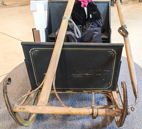 Sleigh with Offset, Hinged Shafts at Skyline Farm Museum