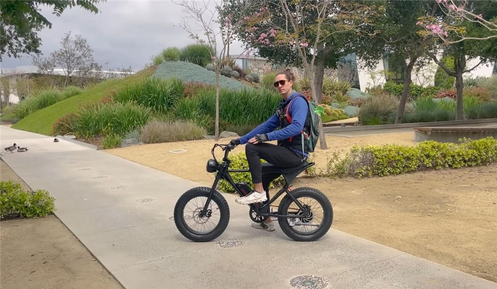 E Bike In Rain | Macfox