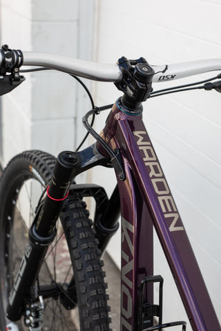 Warden Mullet Black Cherry Fade Bike Check photo 