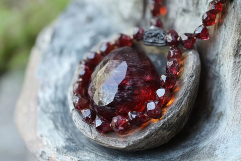 Garnet for Women, Garnet for pregnancy