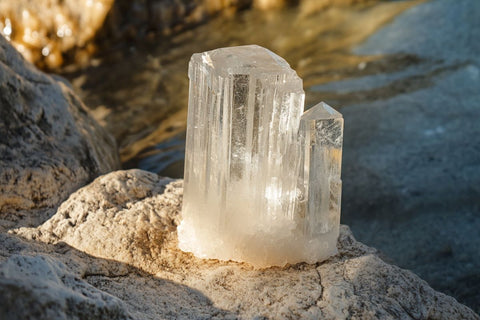 Selenite Meaning, Properties, and Benefits