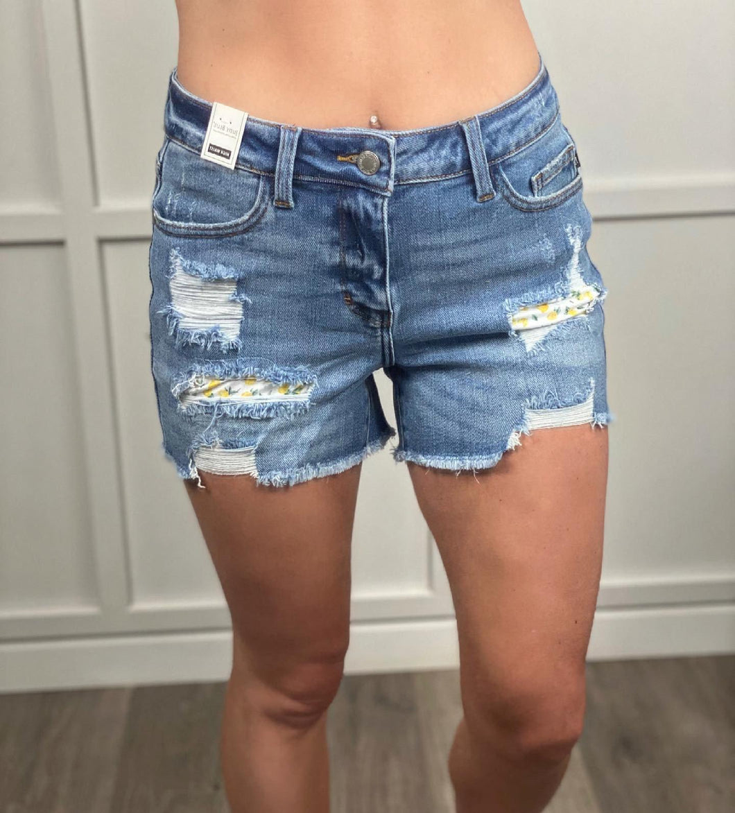 judy blue lemon patch shorts