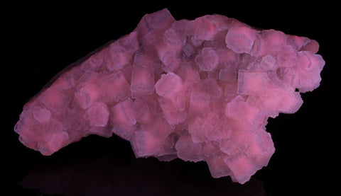 aragonite specimen showing phosphorescence properties