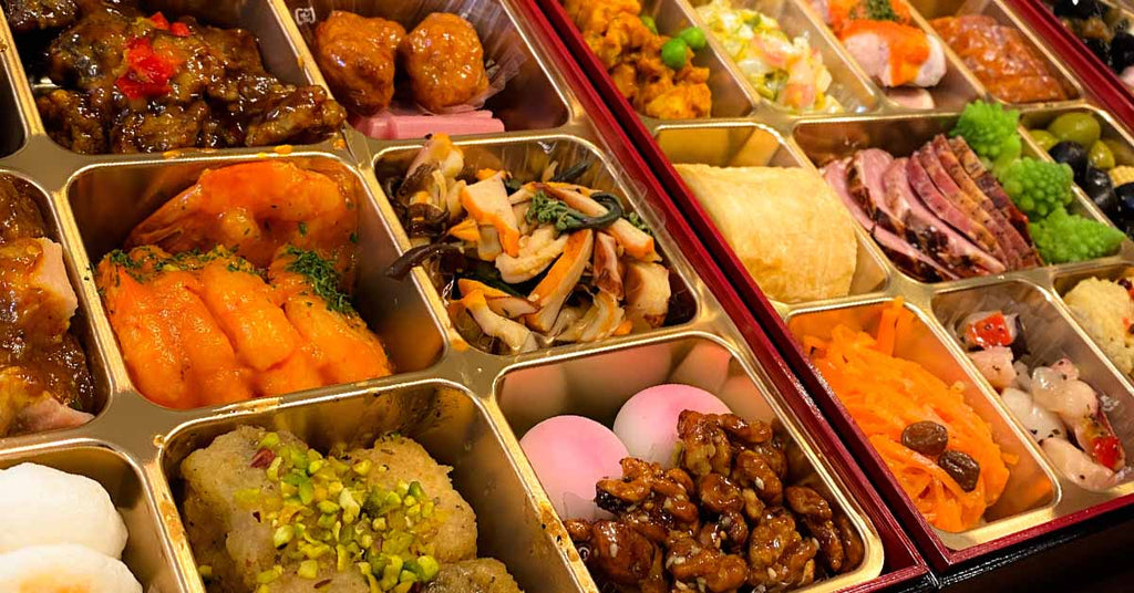 Japanese people eat Osechi with their families at the beginning of the year.