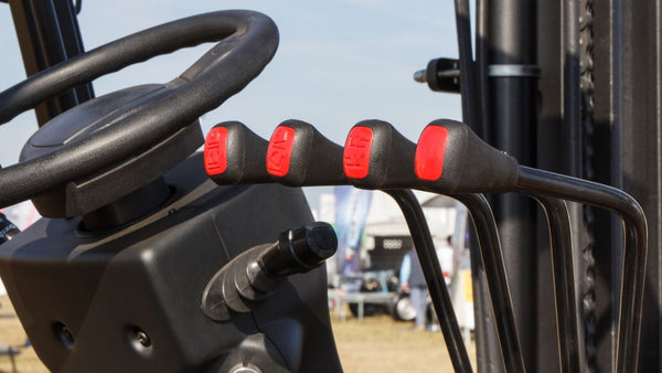 how to use forklift control levers