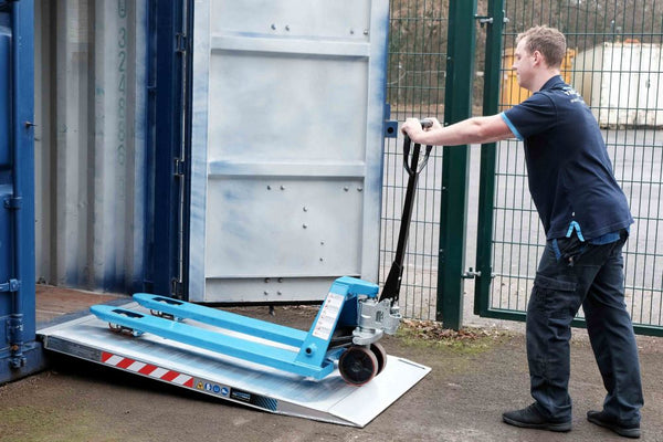 can a pallet jack go up a ramp