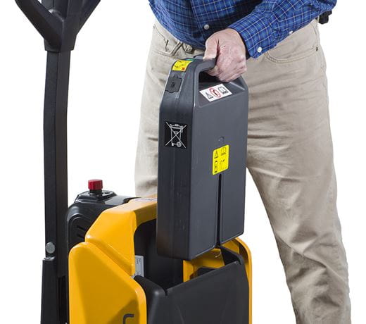 electric pallet jack not lifting