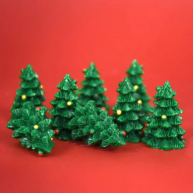 10 Pcs Mini Christmas Resin Figurines Set - Image 3