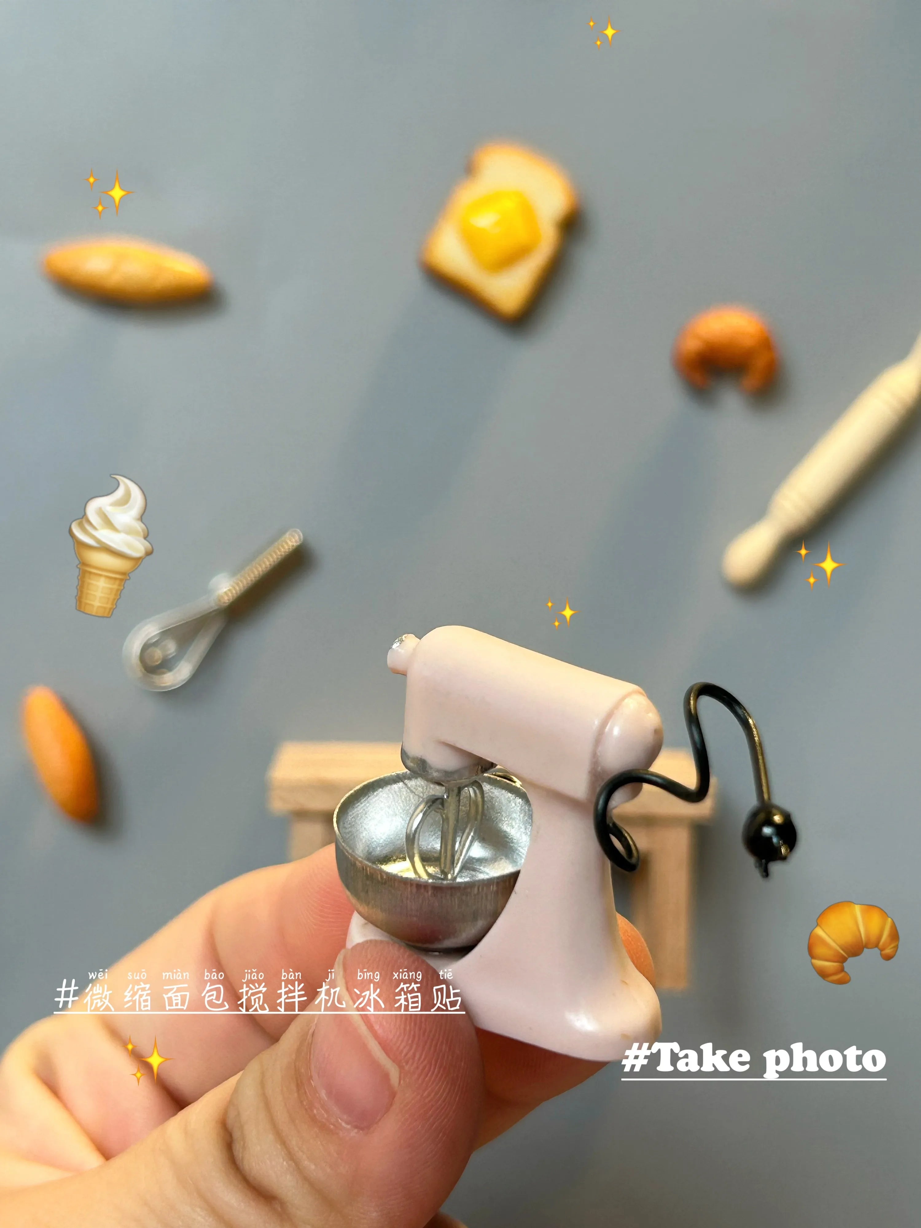 Festive 3D Mini Bread Mixer Refrigerator Magnet - Image 7