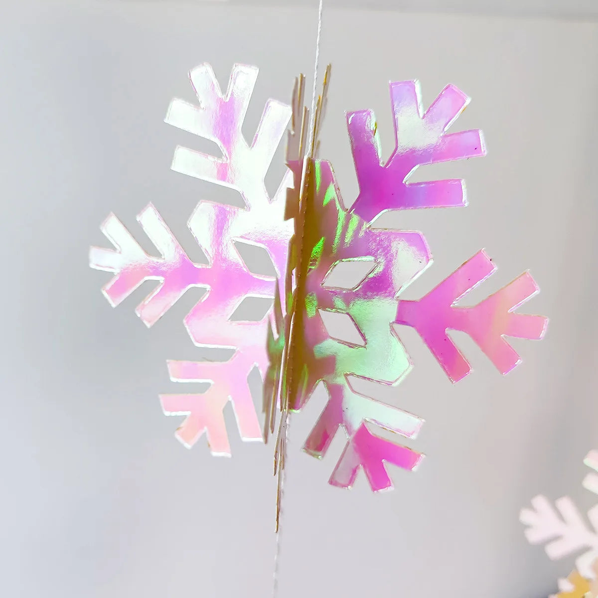 3D Paper Snowflake Garland for Winter Celebrations - Image 8
