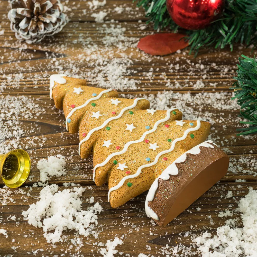 Charming 15cm Gingerbread Christmas Tree Figurine - Image 15