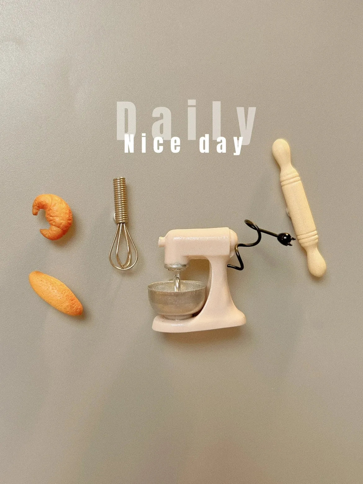 Festive 3D Mini Bread Mixer Refrigerator Magnet - Image 12
