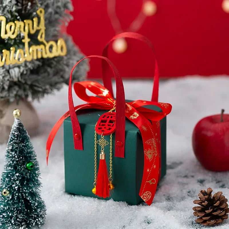 Portable Christmas Eve Gift Box Set - Image 10