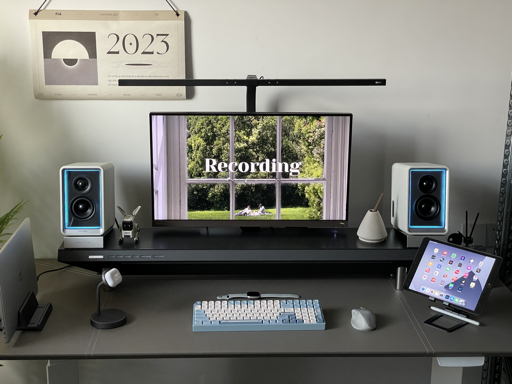 Upgrade Your Workspace with the Innovative Hexcal Studio Accessory