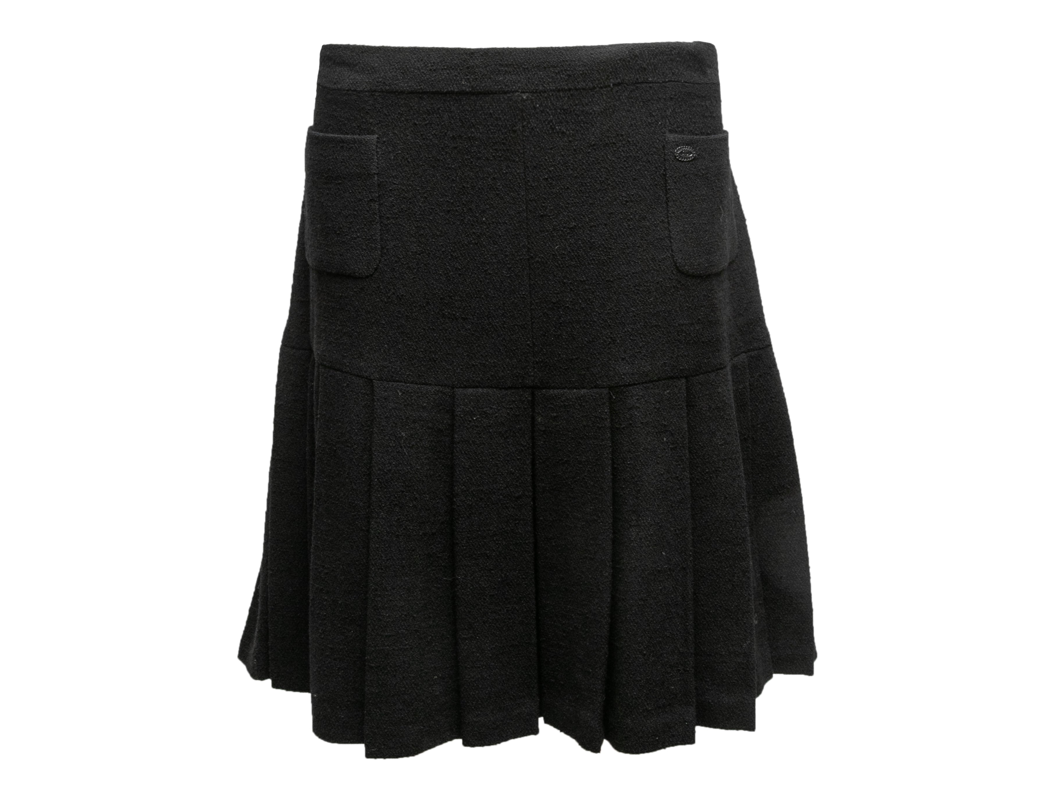 Black Fall/Winter 2005 Pleated Wool Skirt Size FR 48