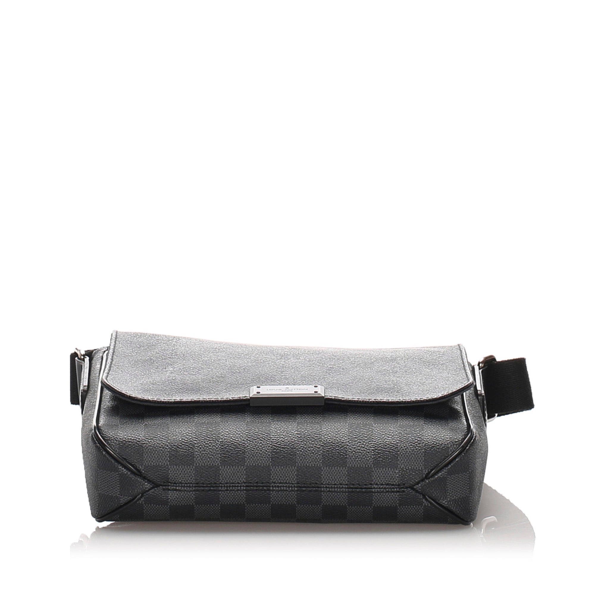 Black Louis Vuitton Damier Graphite District PM Bag – Designer Revival