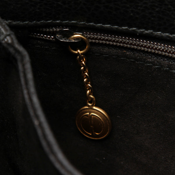 Black Gucci Leather Crossbody Bag – Designer Revival