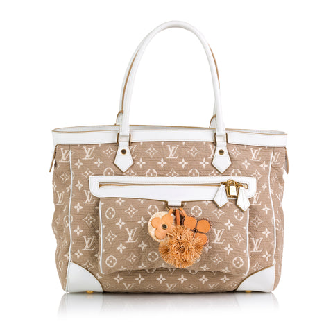 Pre-owned Louis Vuitton Fabric Handbag In White