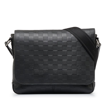 Pre-Owned Louis Vuitton District MM Damier Grap hite MM Black 