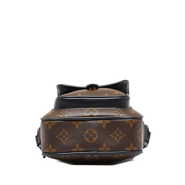 LOUIS VUITTON Magnetic Monogram Macassar Messenger Bag Brown