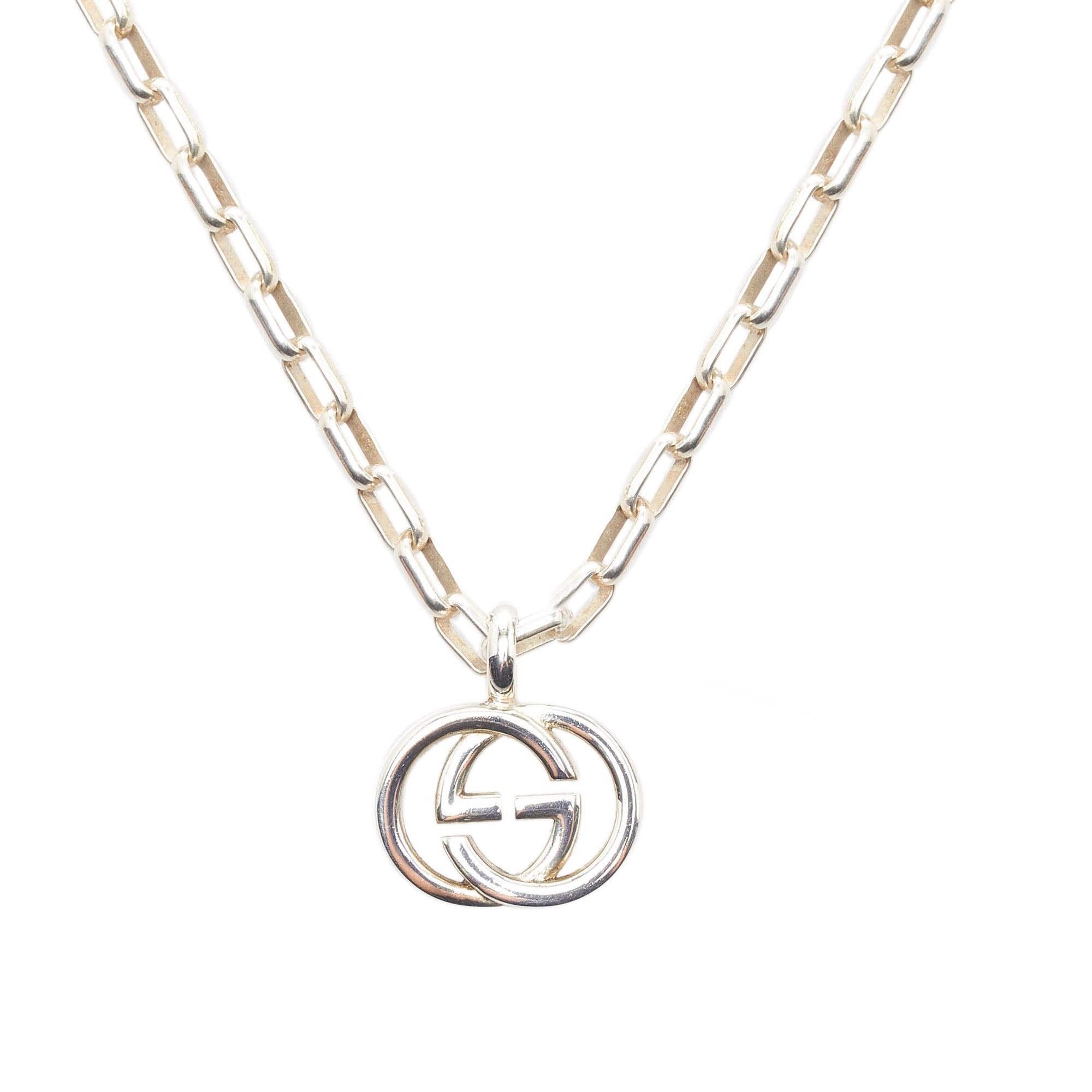 Silver Gucci Interlocking G Pendant Necklace – Designer Revival