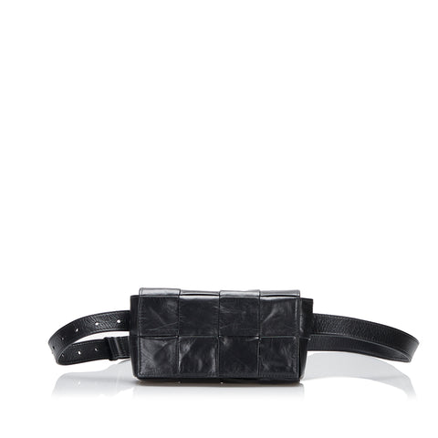 Bottega Veneta: Black Cassette Pouch