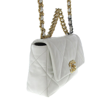 White Chanel CC Caviar Bucket Bag – Designer Revival