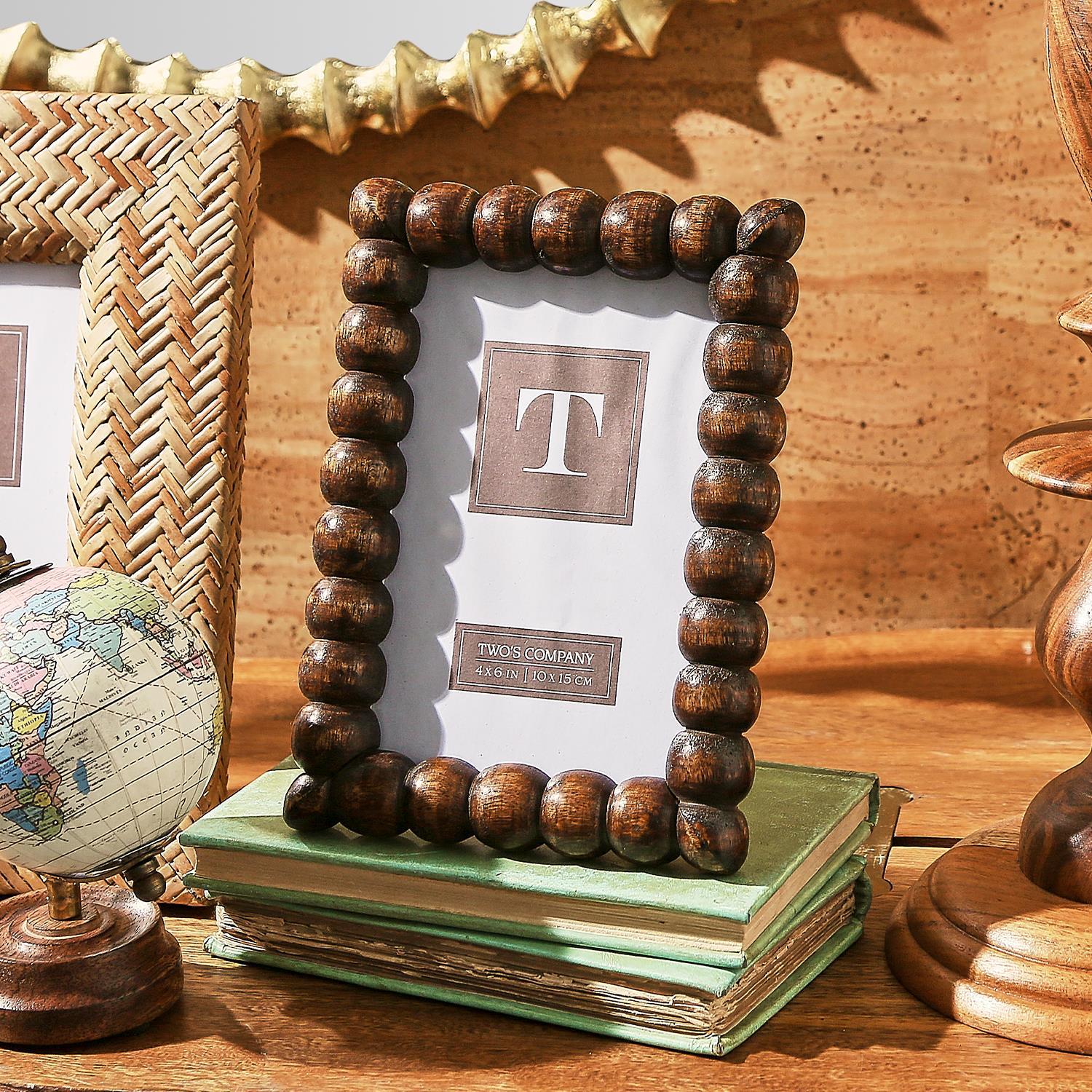 Hand-Carved Twist Frame 4x6