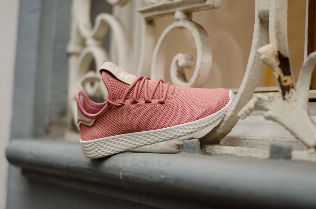 adidas pharrell williams tennis hu ash pink