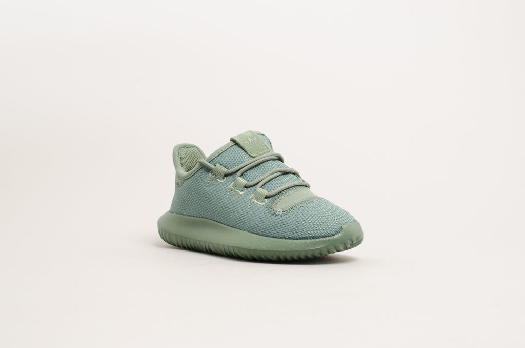 tubular shadow trace green