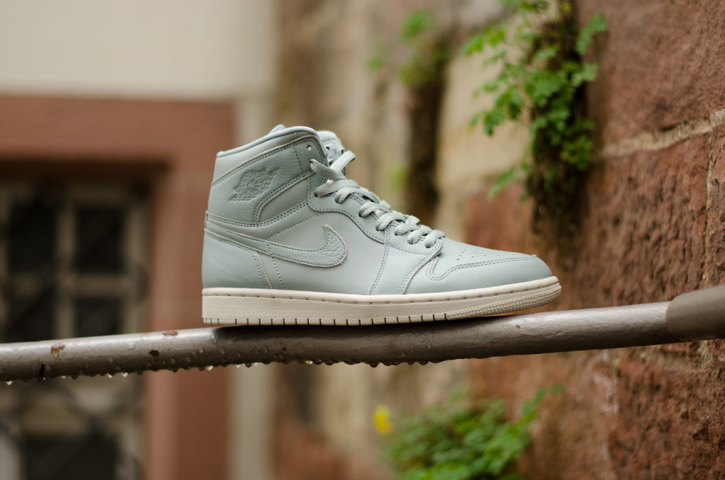 jordan 1 mica green