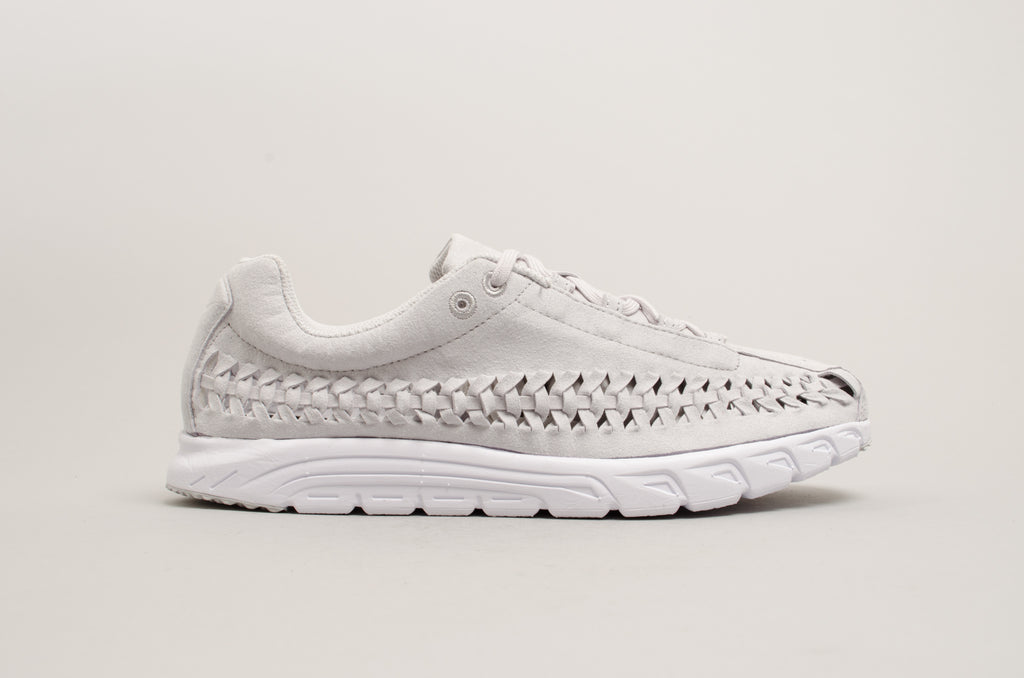 nike mayfly woven grey