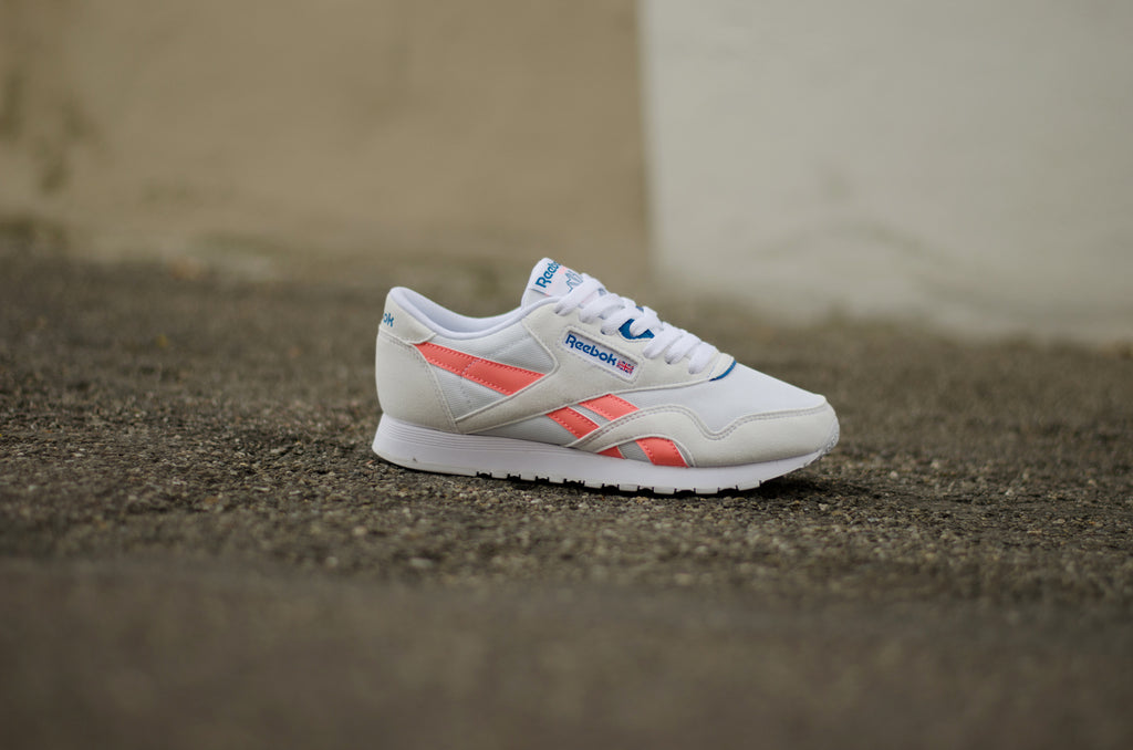 reebok white and pink classics nylon m txt trainers