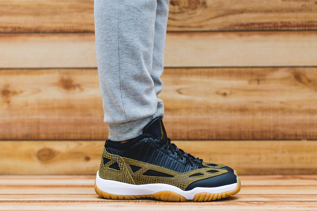 jordan 11 low with jeans