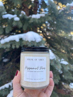 Peppermint Pines Candle - House of Vibes