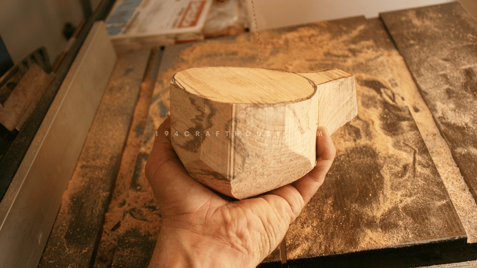 How to make a Kuksa cup step by step - Step 3: Carve the Exterior