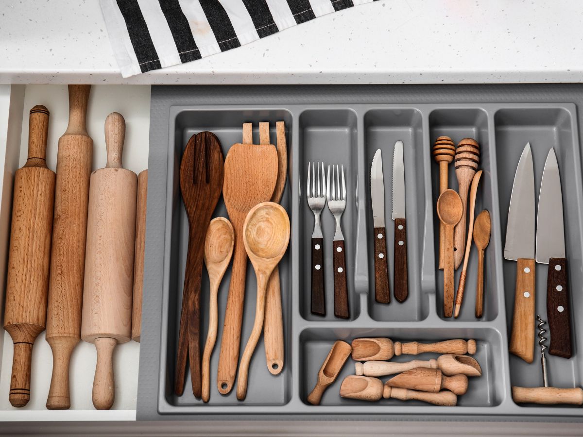 The Importance of Cleaning Wooden Utensils