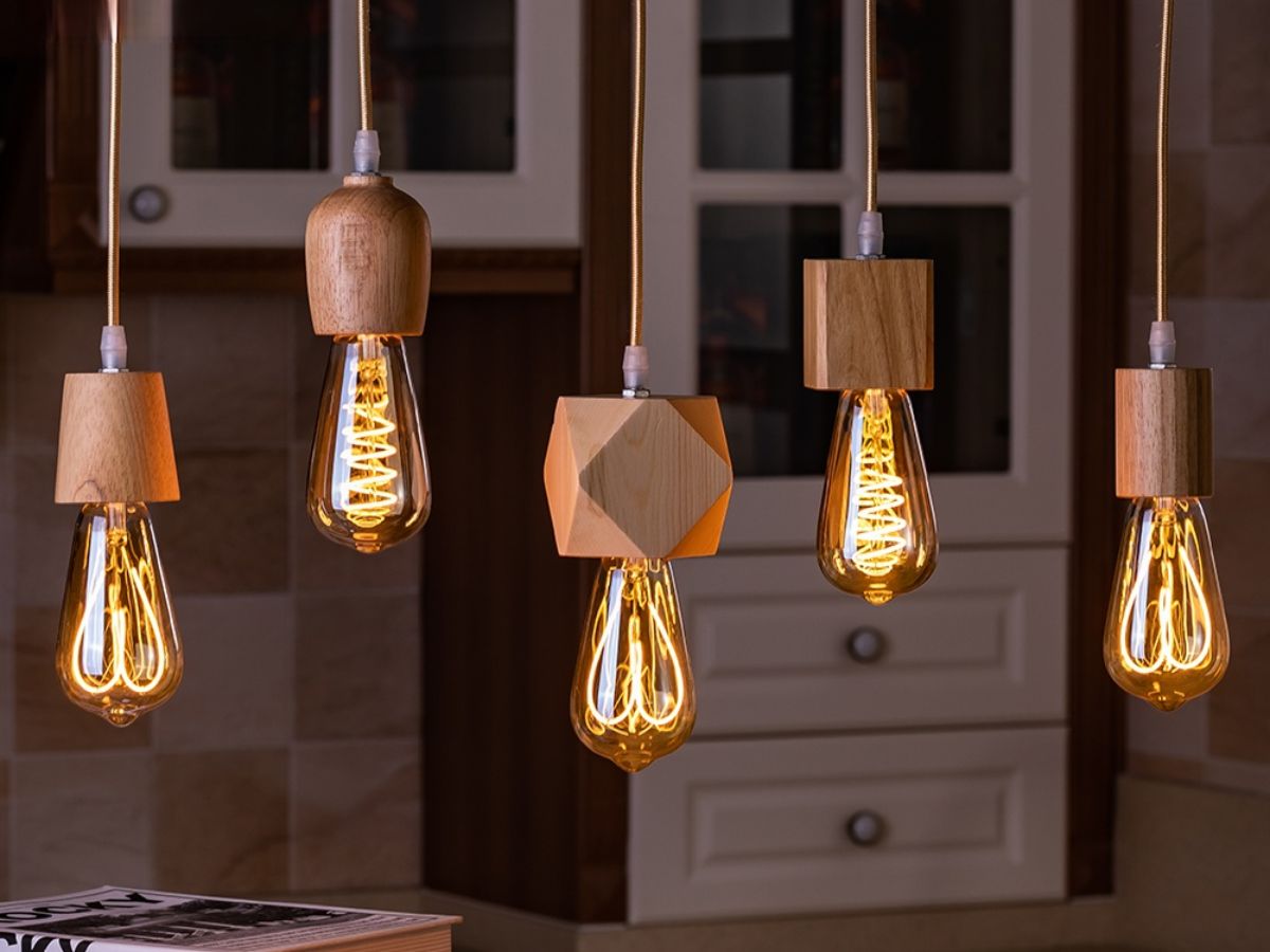 Warm and Natural Beauty of Wood Pendant Light