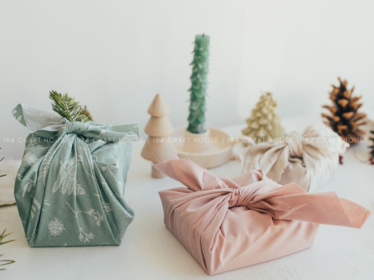 What is linen use for pillows - Line gift wrapping