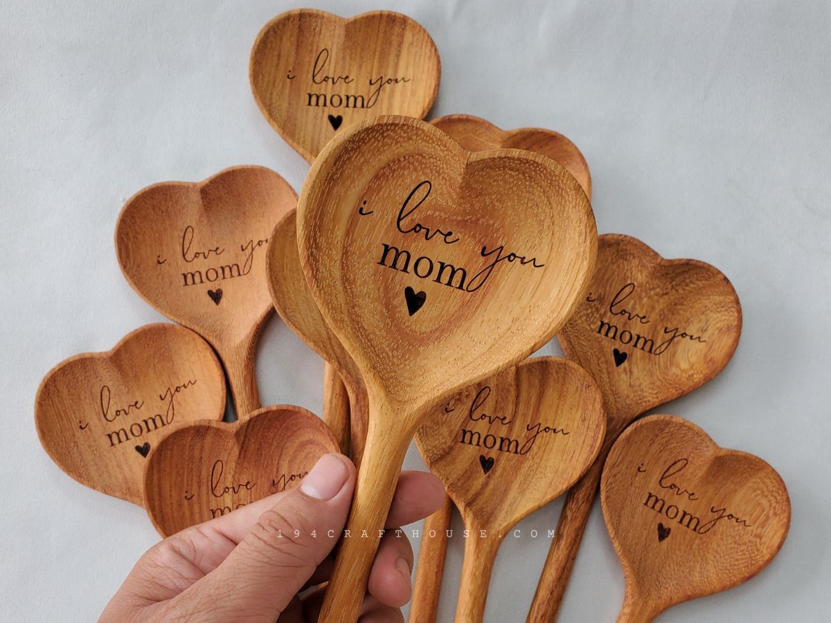 Wooden Heart Spoon Personalized Gifts for Mom