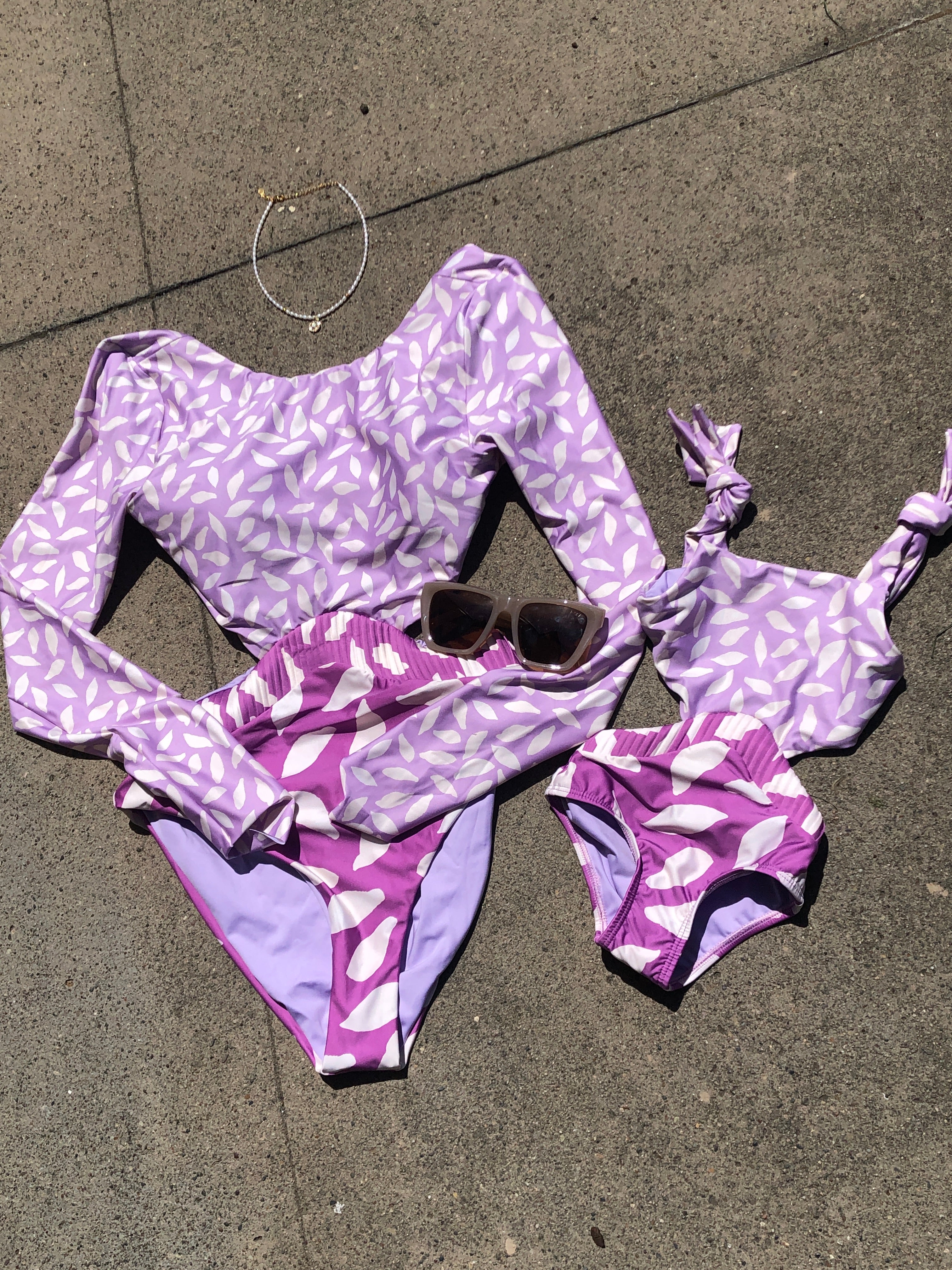 matching mom and daughter monokini purple swimsuits with white leaf pattern