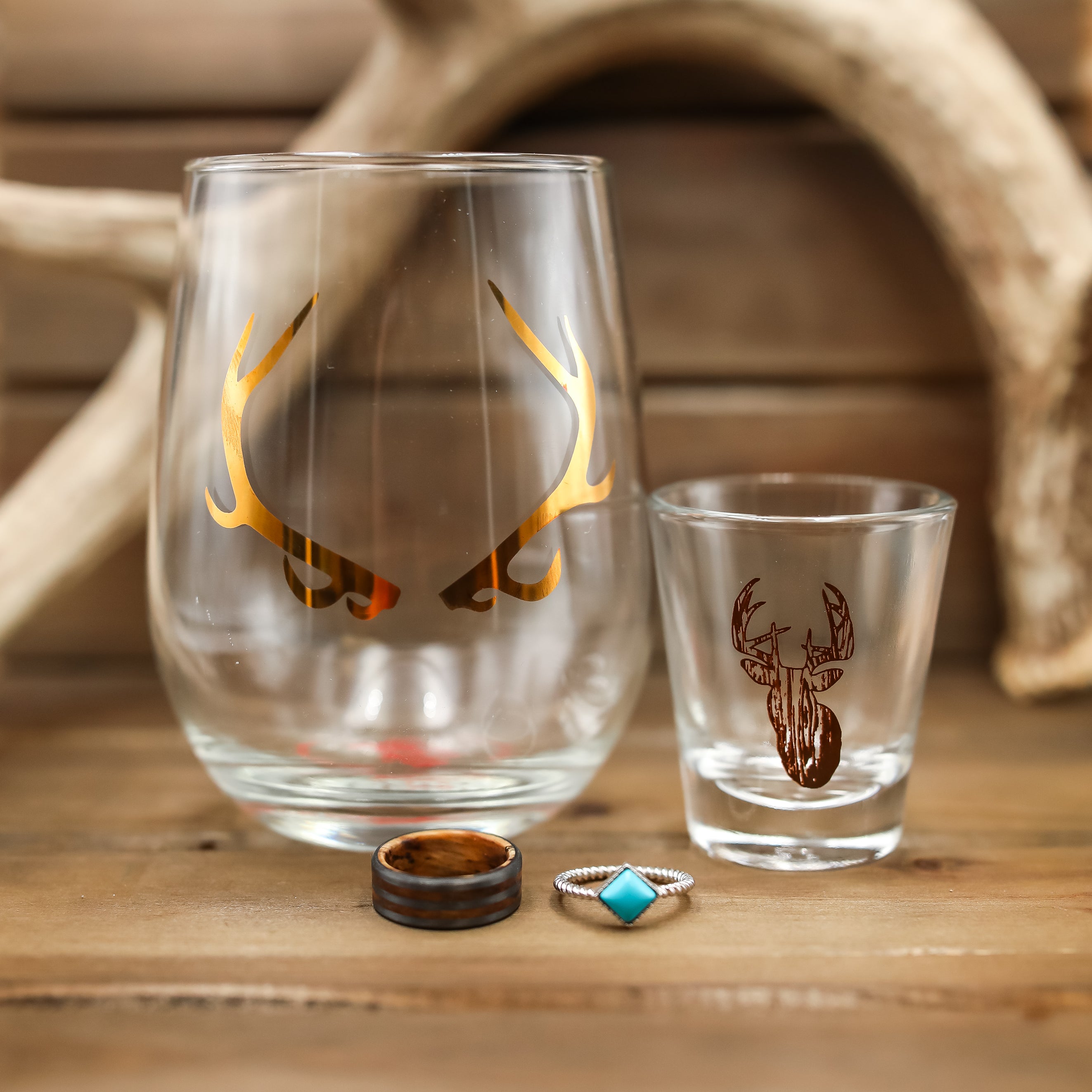 Stag Antler Set of 2 Wine Glasses 9H , Wine Glasses Set for any