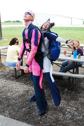 Female Skydiving Instructor, female skydiver, Jen Sharp, Female tandem instructor